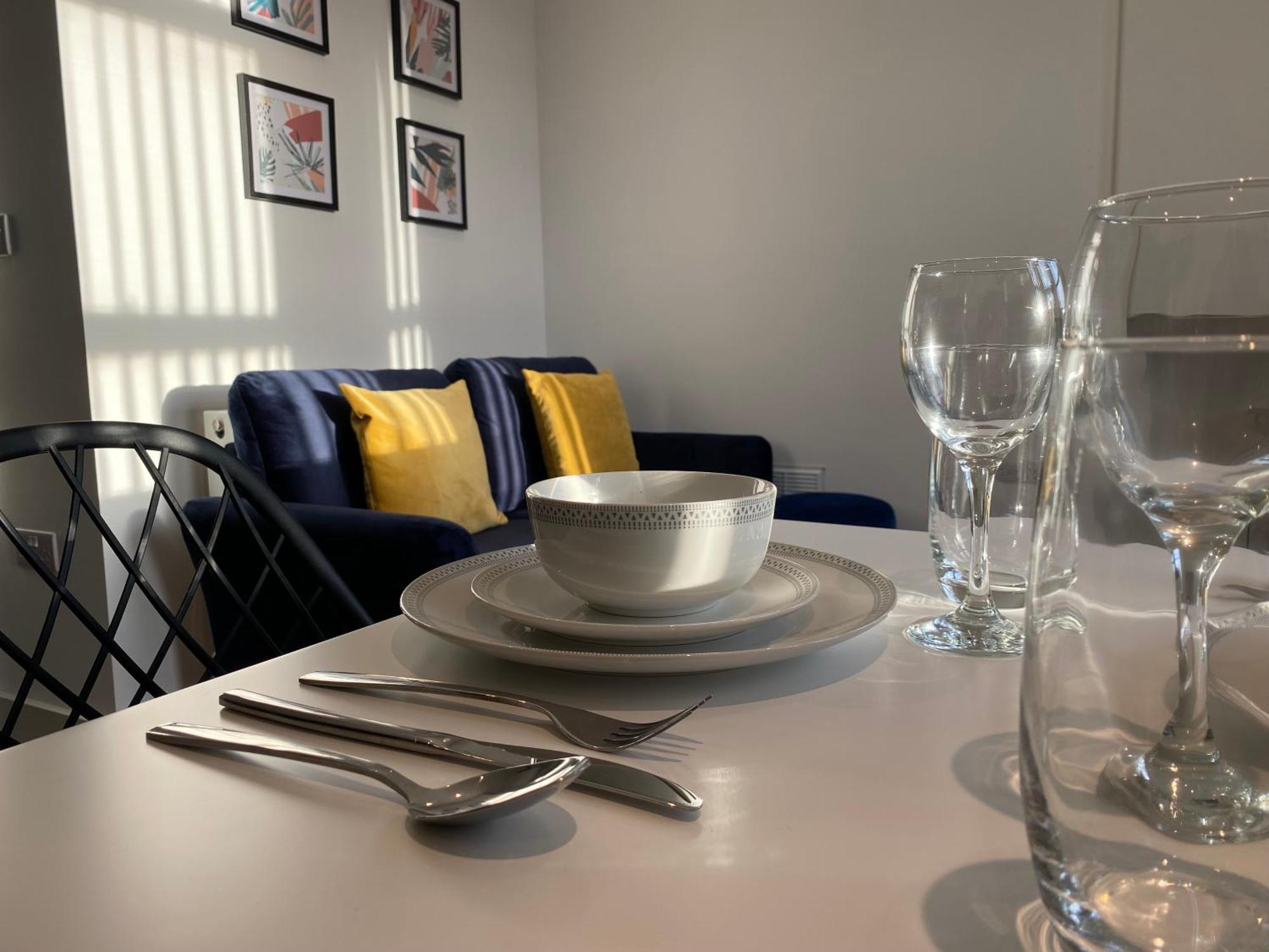 Stylish Apartments Near The Sea Front At Morecambe เฮย์แชม ภายนอก รูปภาพ